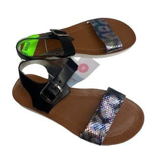 Cat & Jack Girls Size 4 Black Kamila Metallic Snakeskin Print Sandals